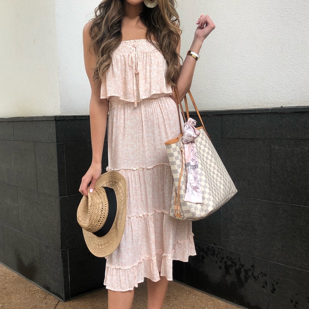 Strapless dress